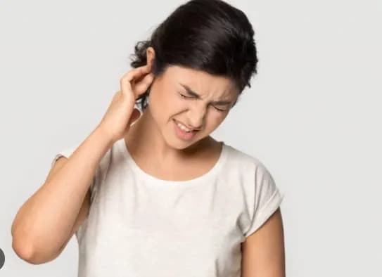 هر آنچه که باید درمورد گوش دردهای بعد از جراحی لوزه بدانیم